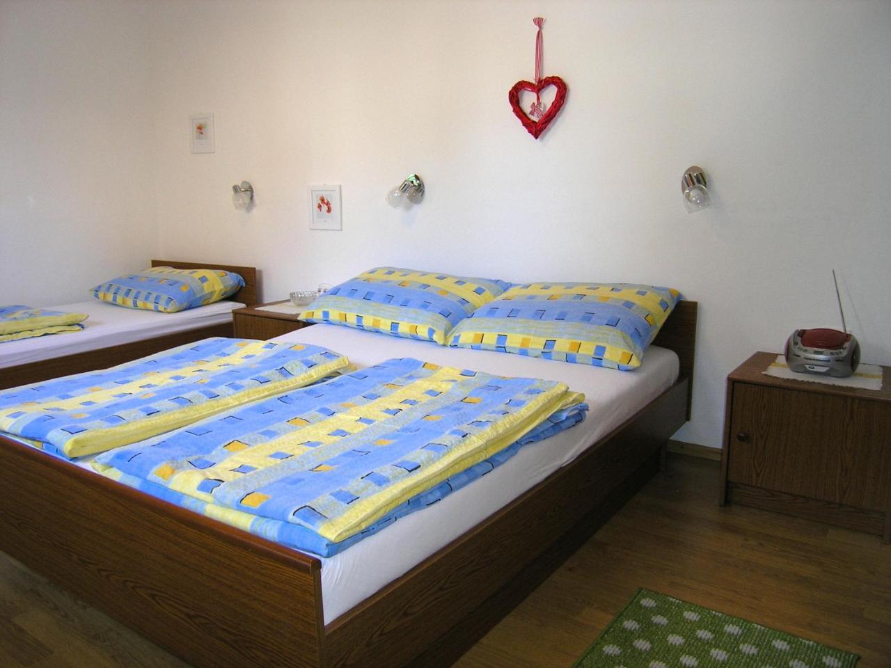 Apartments Natasa Krk Town Luaran gambar